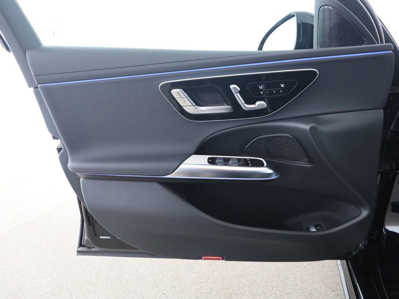 Mercedes-Benz E-Klasse – Bild 12