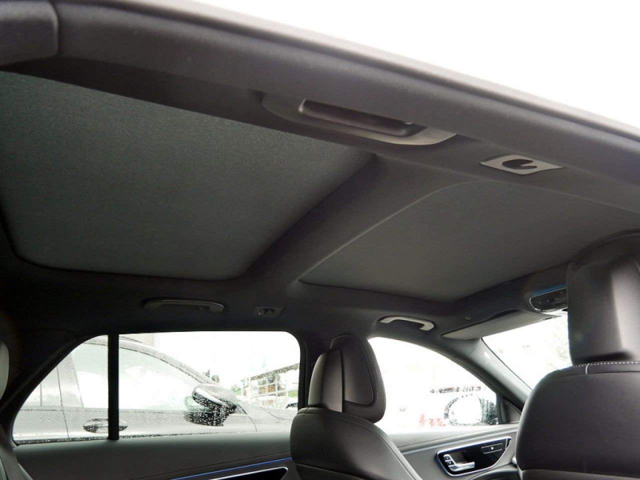 Mercedes-Benz E-Klasse – Bild 8