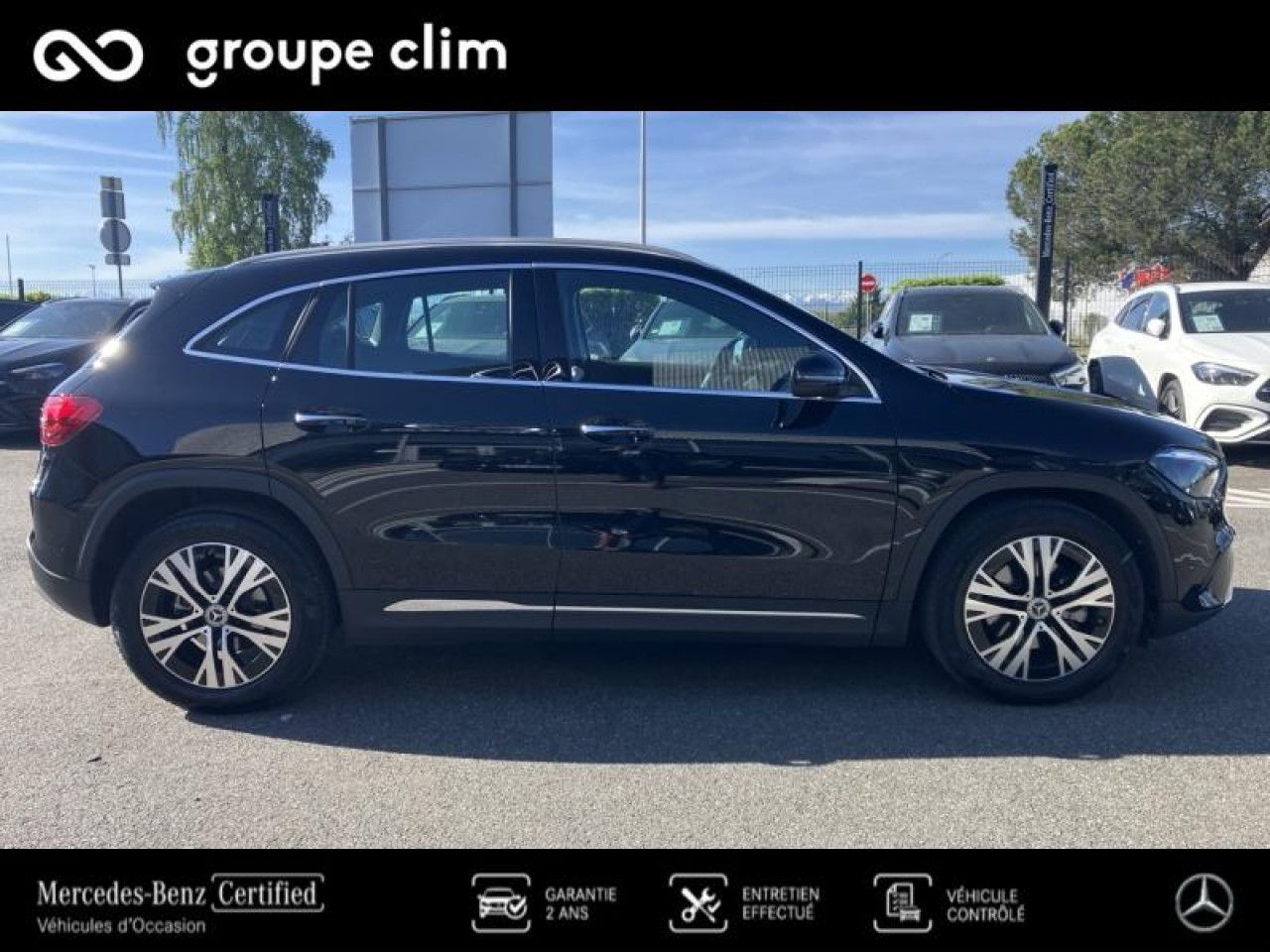 Photo du v&eacute;hicule 3 / 18