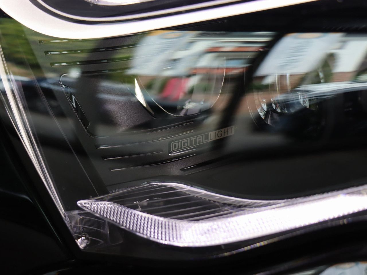 Mercedes-Benz E-Klasse – Bild 14