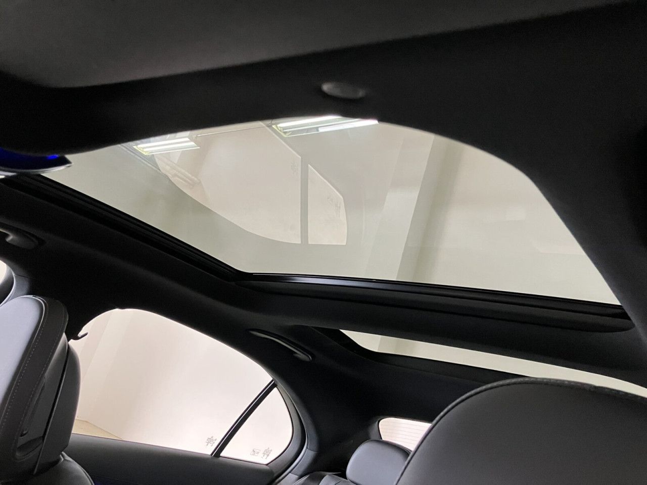 Mercedes-Benz C-Klasse – Bild 25