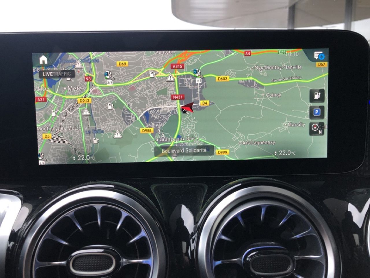 Photo du v&eacute;hicule 13 / 18