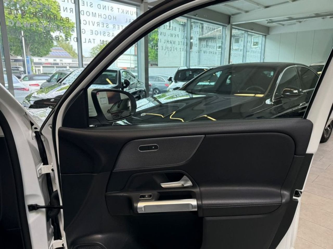 Fahrzeugbild 17 / 27