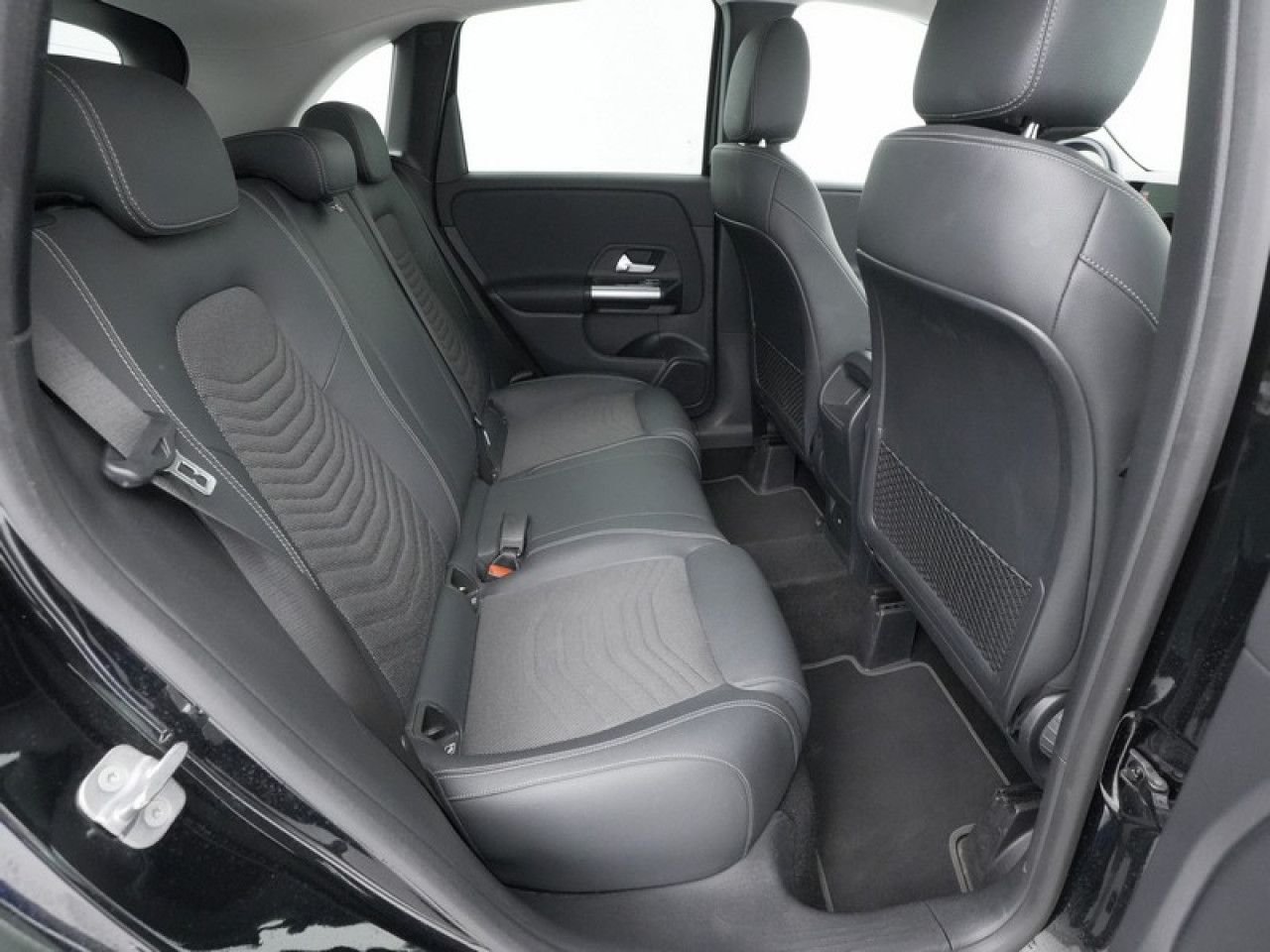 Imagem do veículo 6 / 23