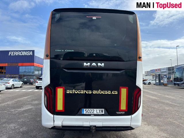 MAN LION'S COACH / R10 6