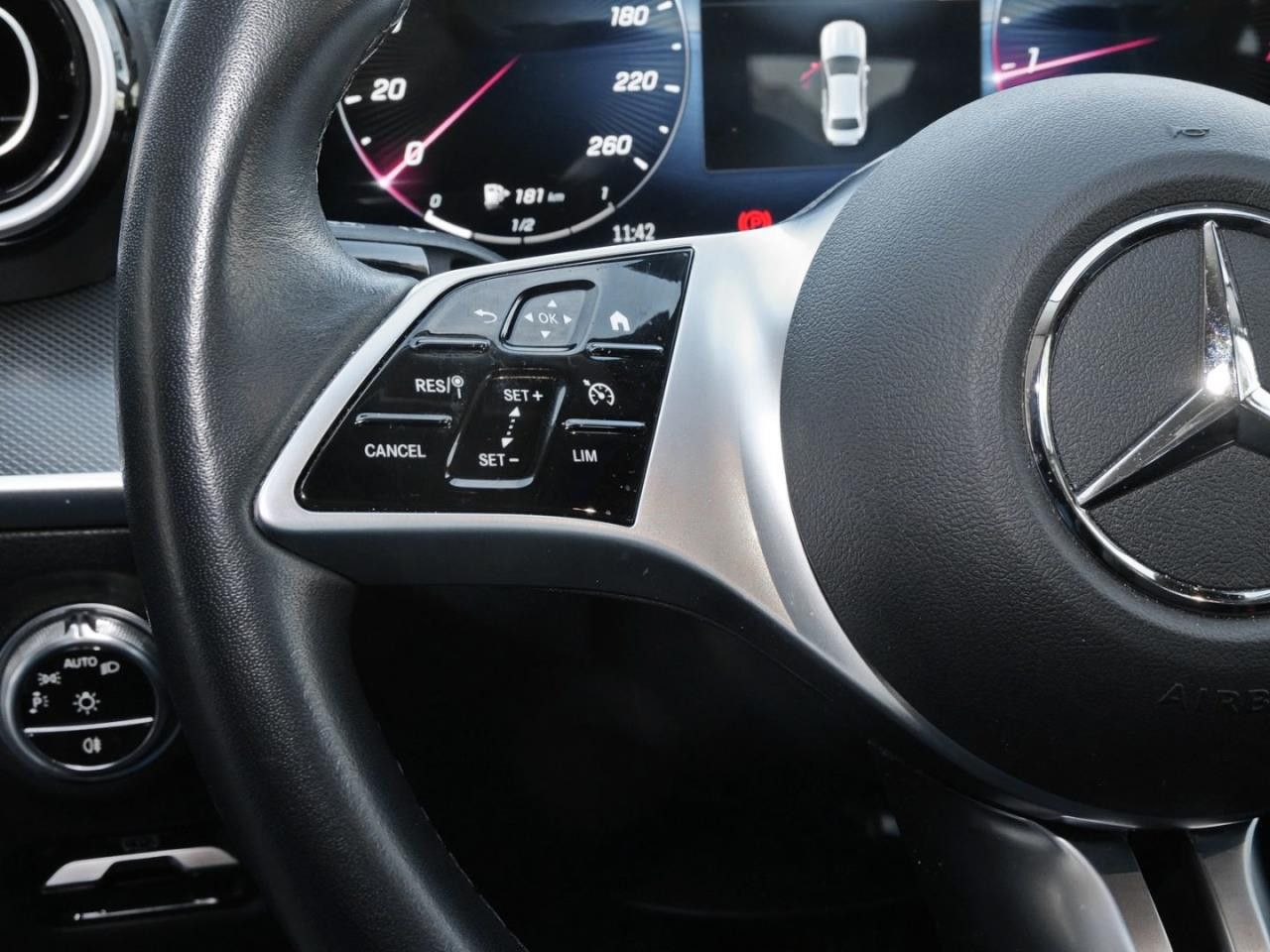 Mercedes-Benz C-Klasse – Bild 9