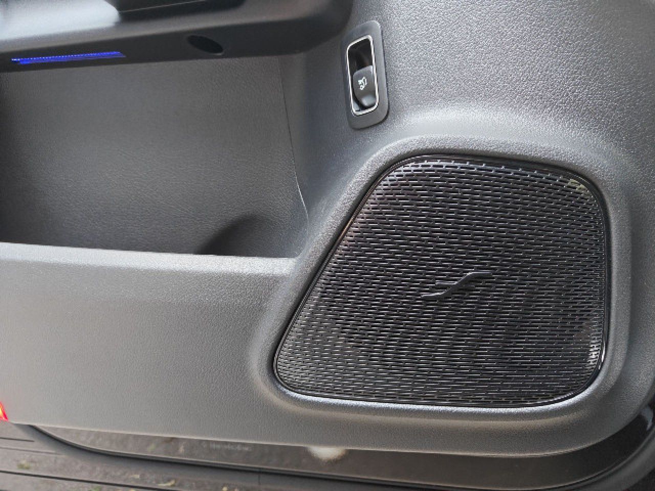 Mercedes-Benz GLB – Bild 14