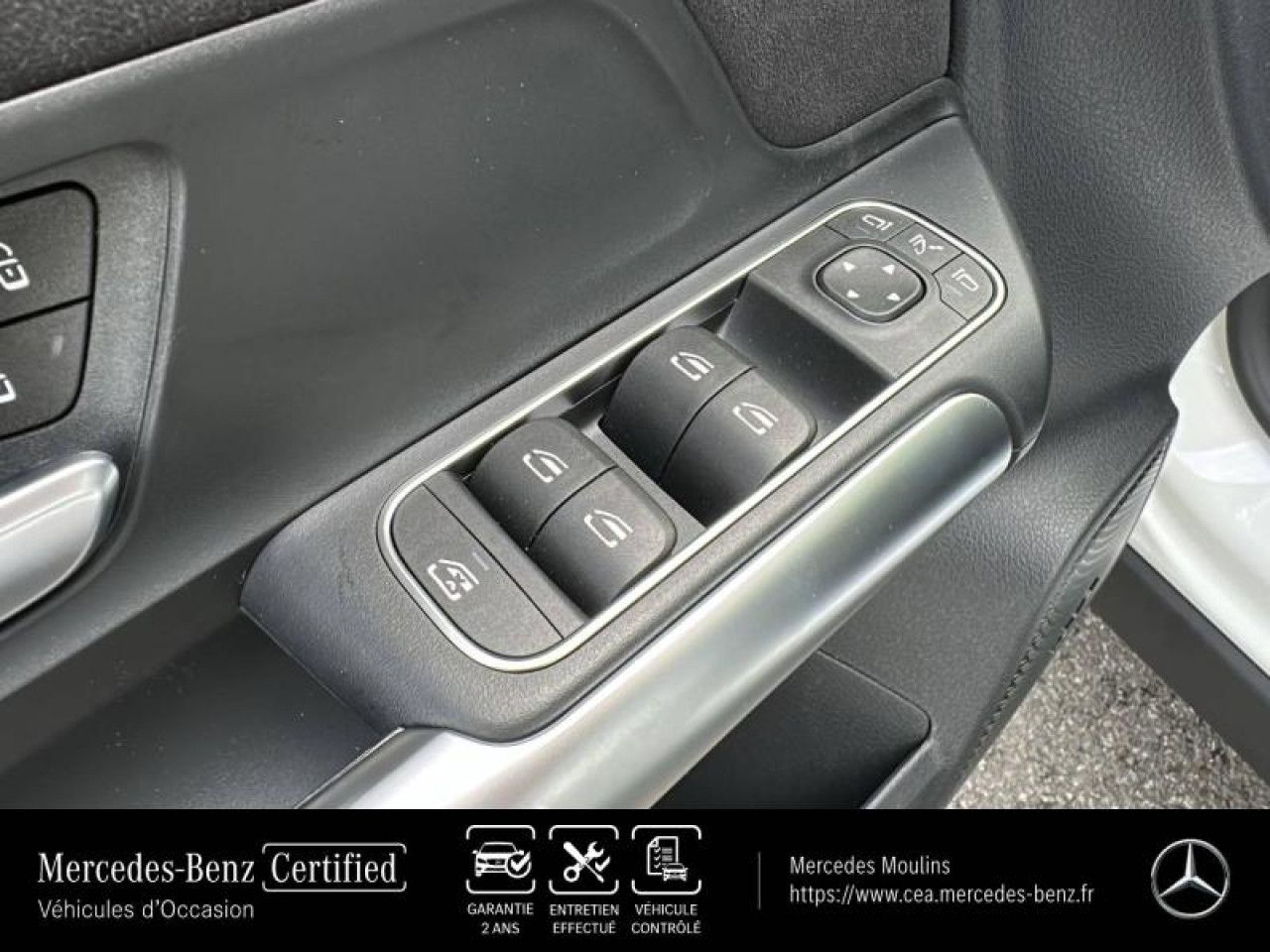 Photo du v&eacute;hicule 18 / 18