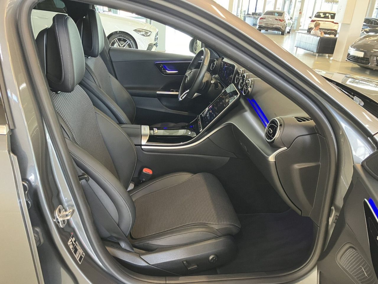 Mercedes-Benz C-Klasse – Bild 14