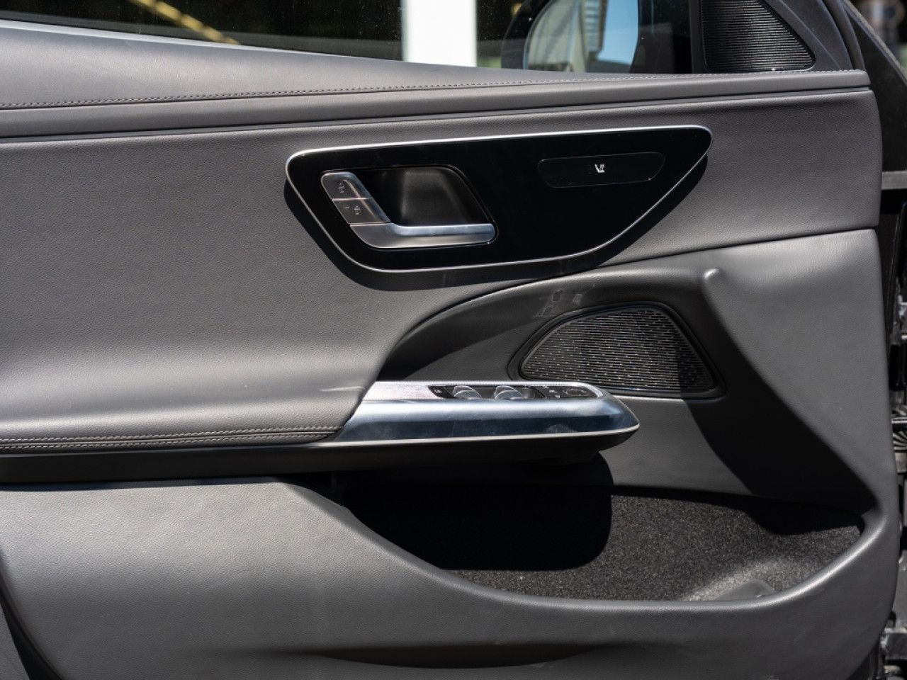 Mercedes-Benz E-Klasse – Bild 18