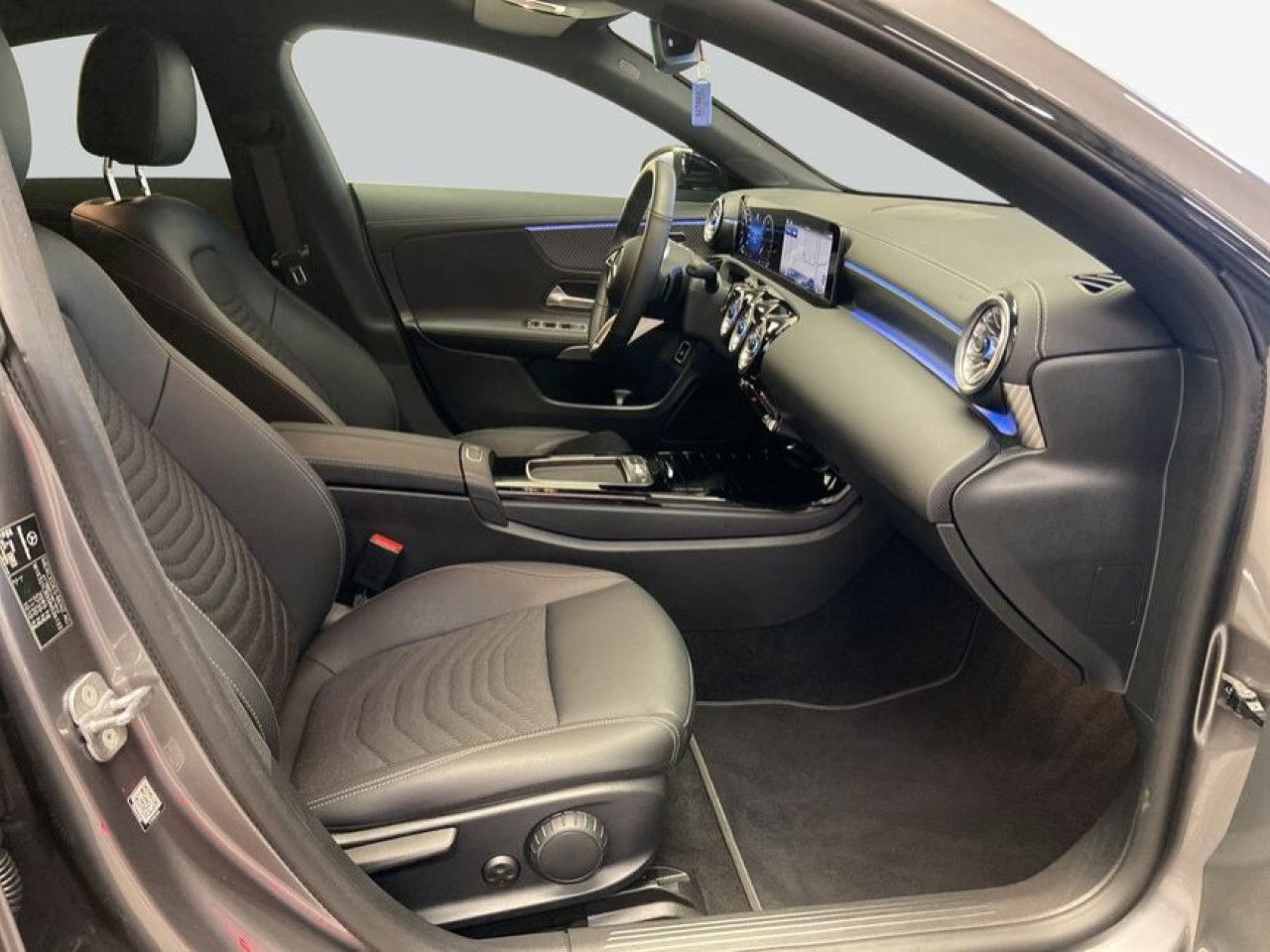 Fahrzeugbild 13 / 15