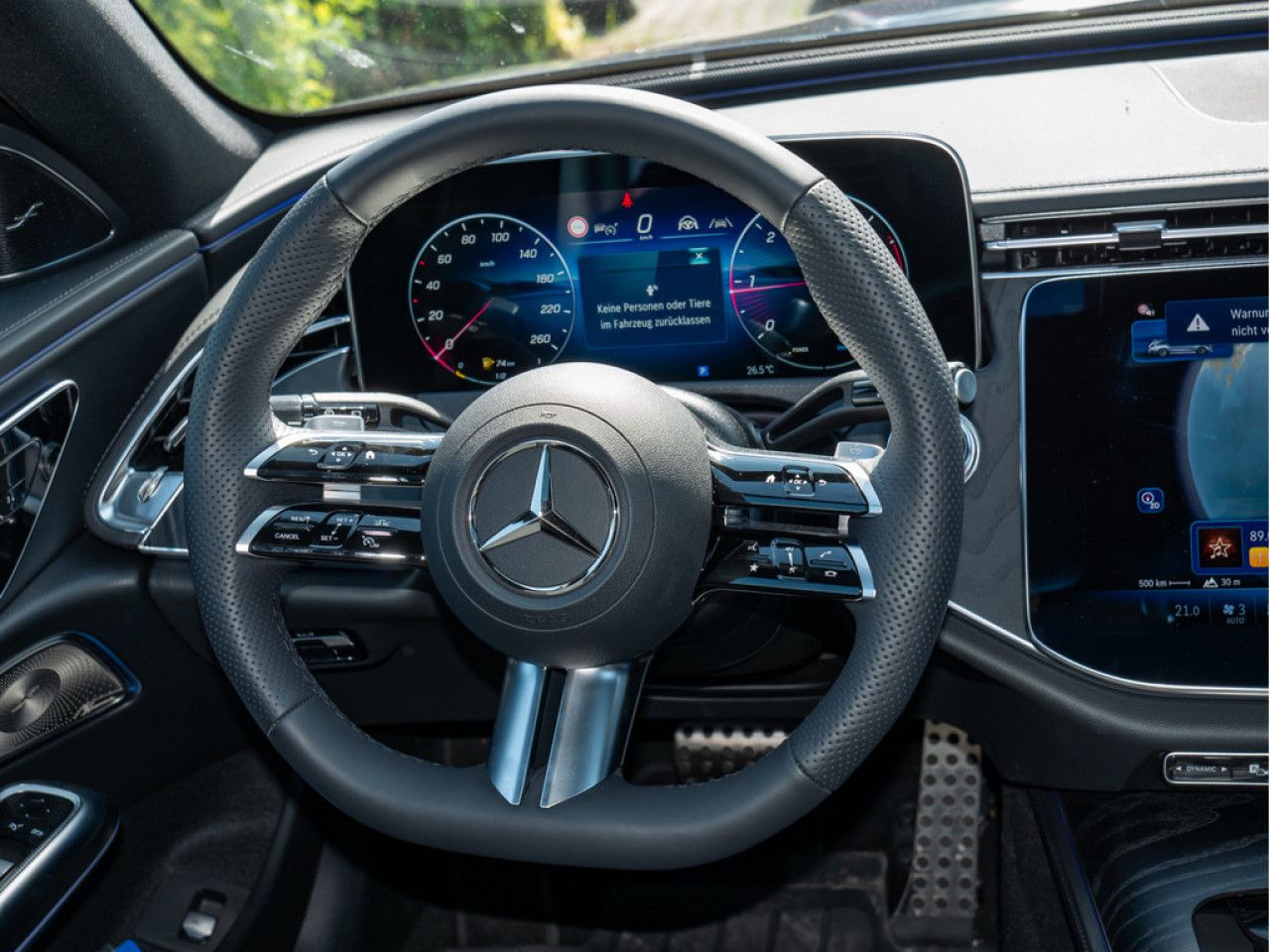 Mercedes-Benz E-Klasse – Bild 8