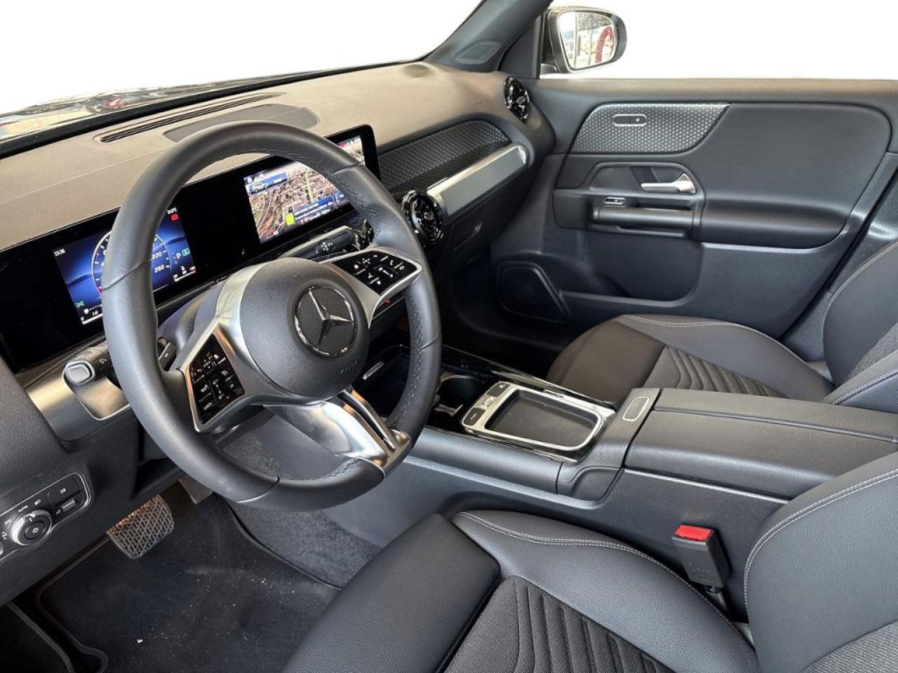 Mercedes-Benz GLB – Bild 9
