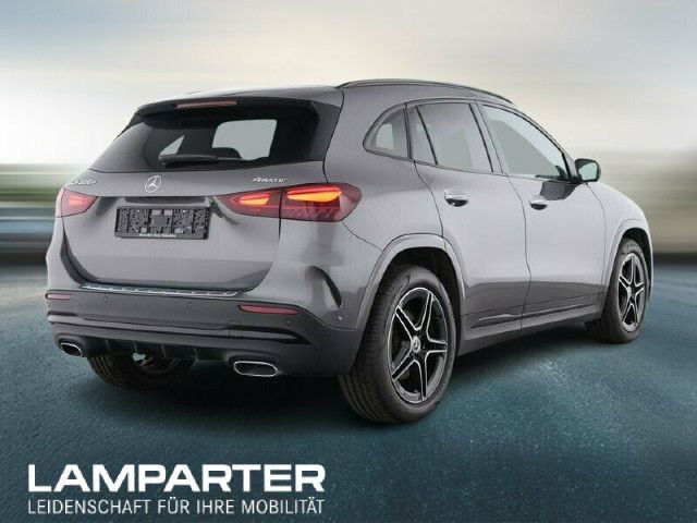 Mercedes-Benz GLA 220