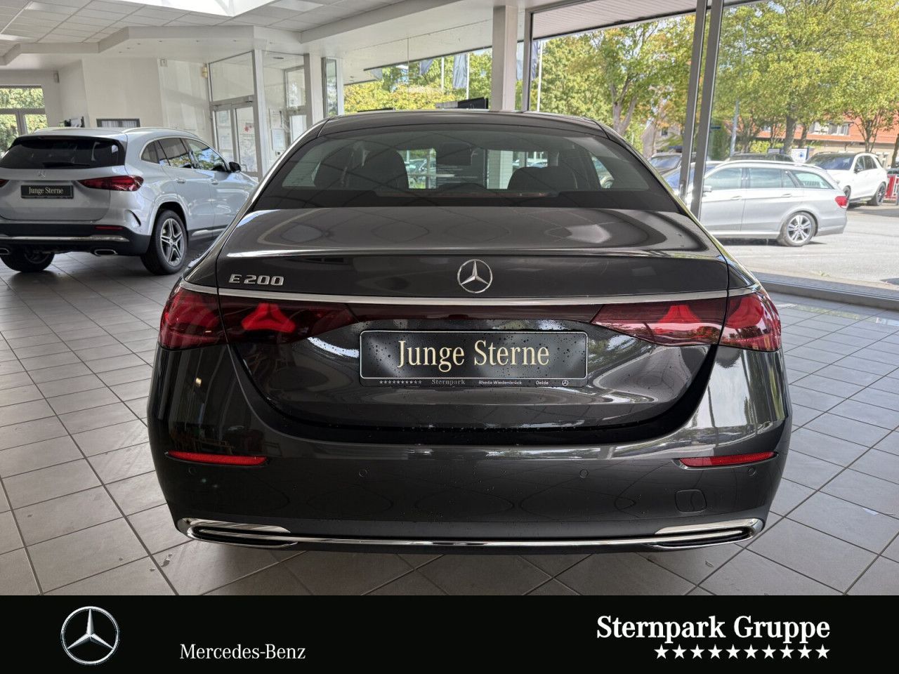Mercedes-Benz E-Klasse – Bild 3