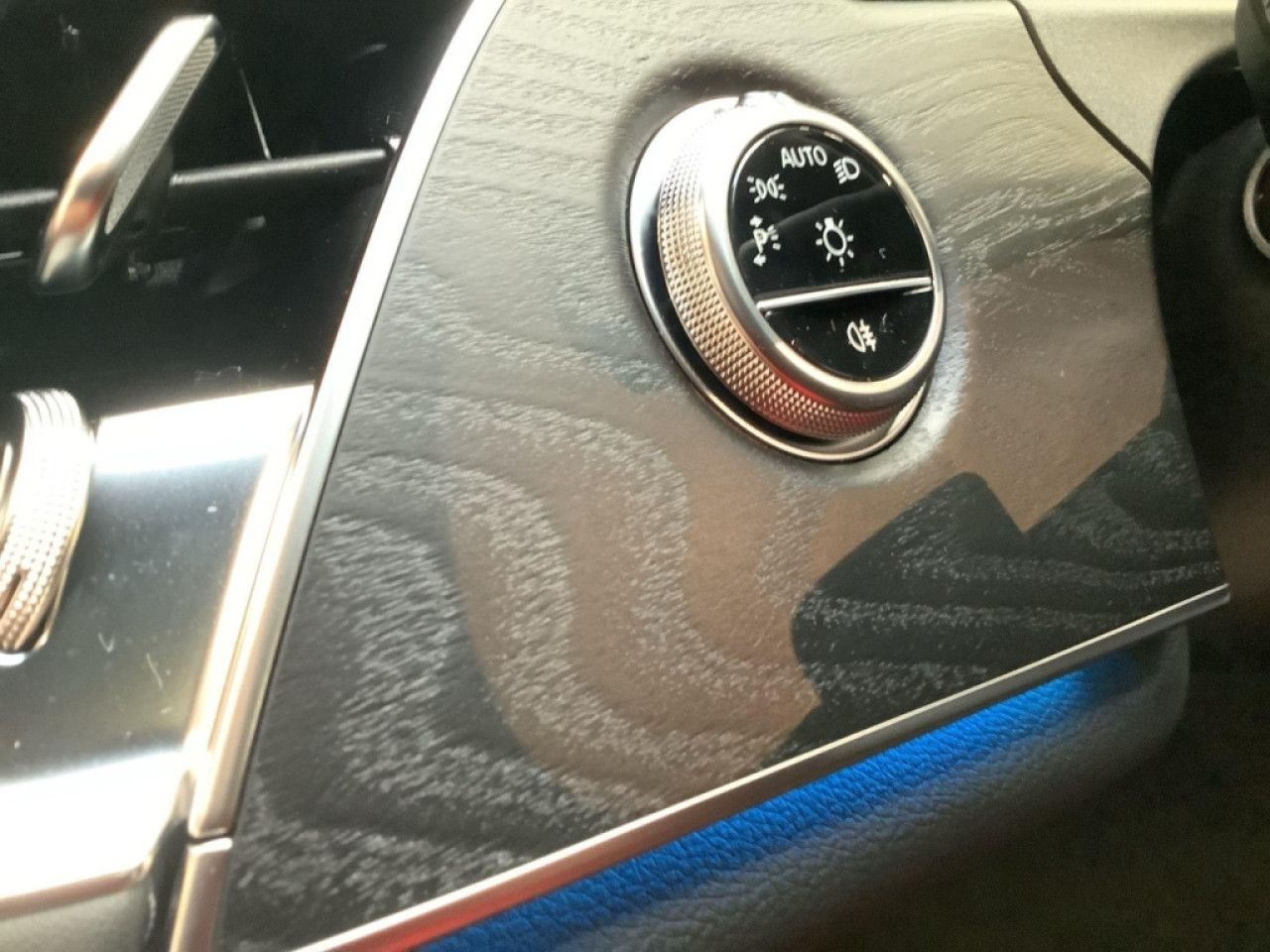 Mercedes-Benz E-Klasse – Bild 15