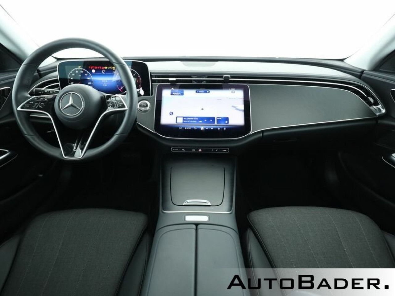 Mercedes-Benz E-Klasse – Bild 8