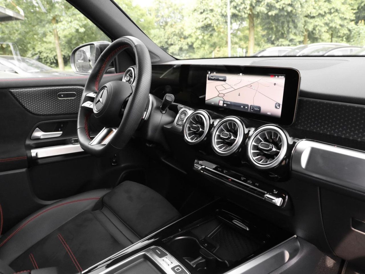 Mercedes-Benz GLB – Bild 6