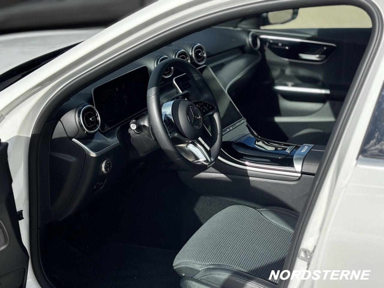 Mercedes-Benz C-Klasse – Bild 21