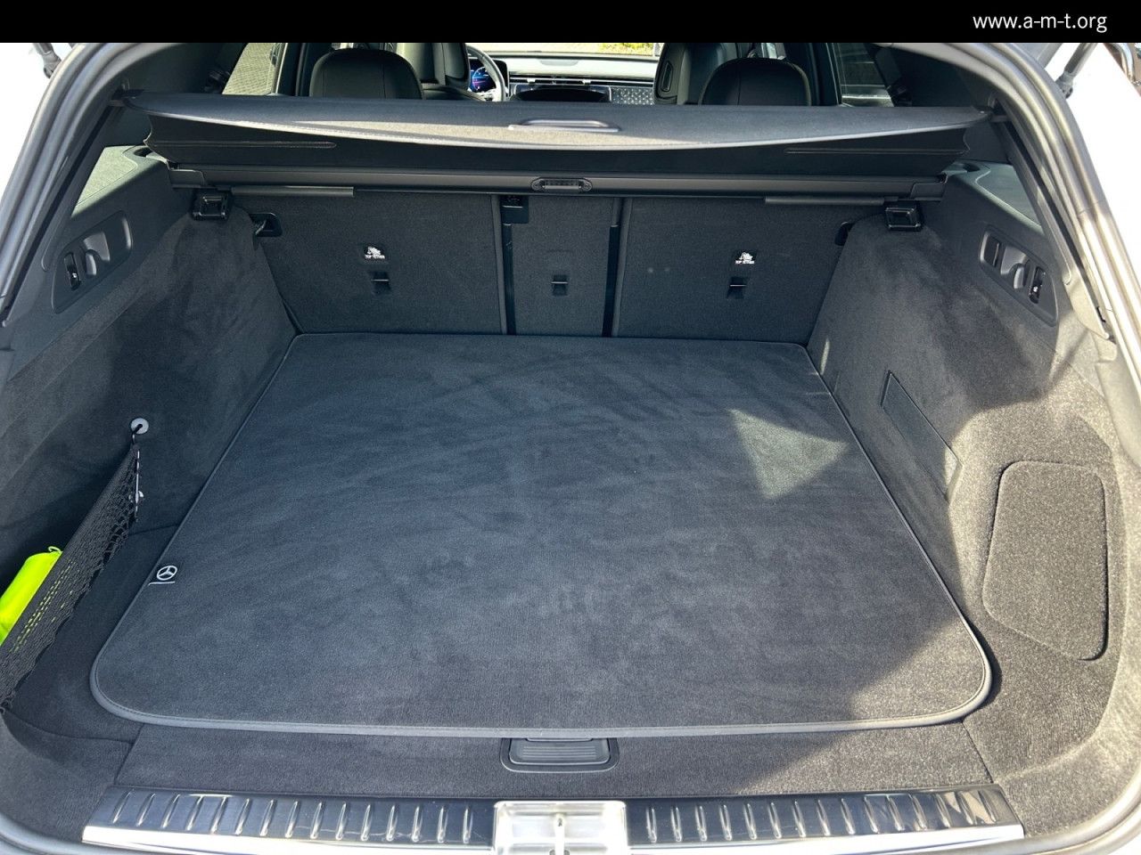 Mercedes-Benz E-Klasse – Bild 12