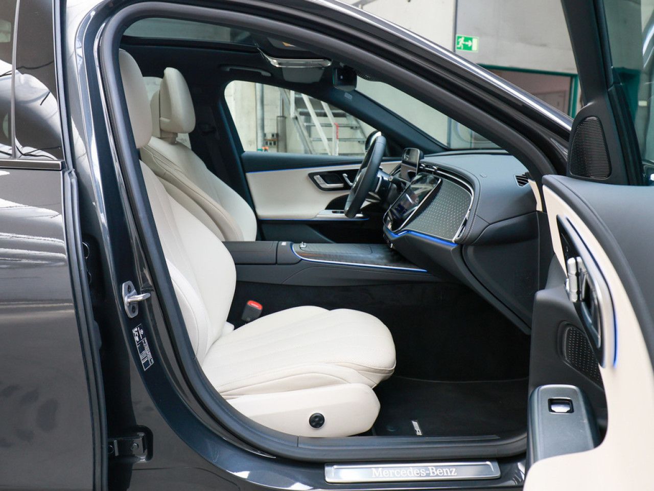 Mercedes-Benz E-Klasse – Bild 2