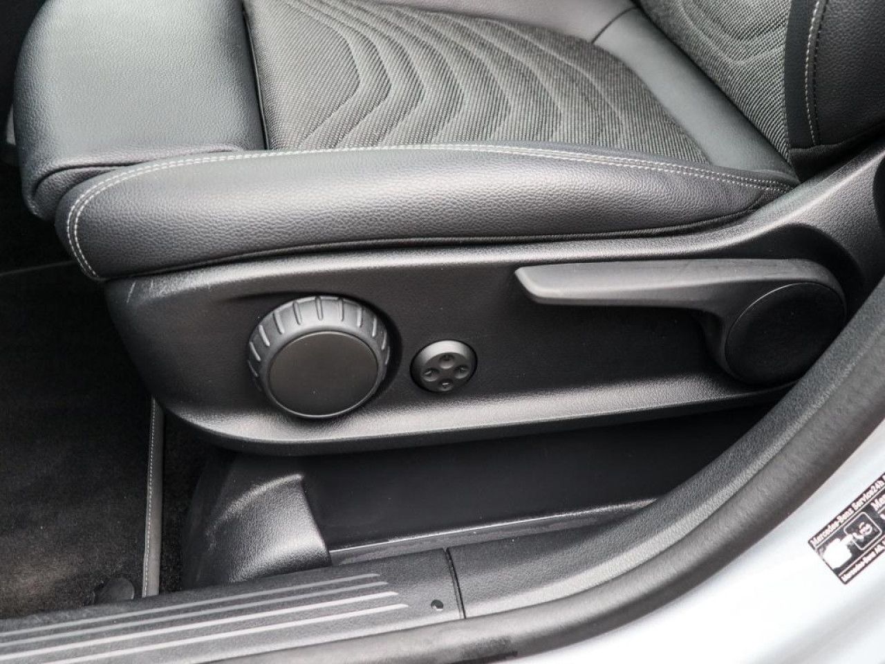 Fahrzeugbild 16 / 20