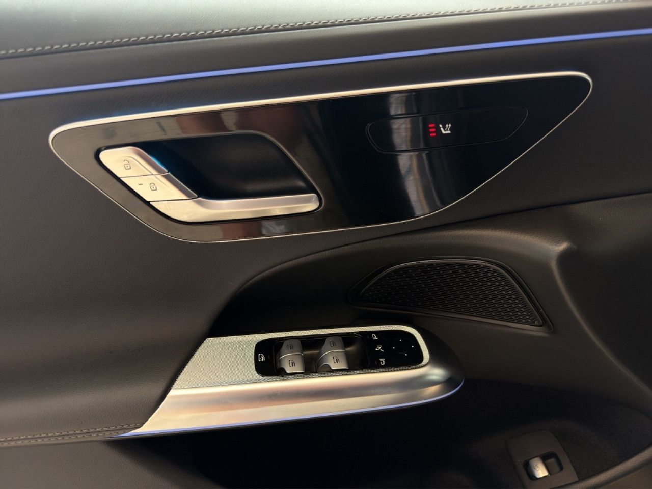 Mercedes-Benz E-Klasse – Bild 6
