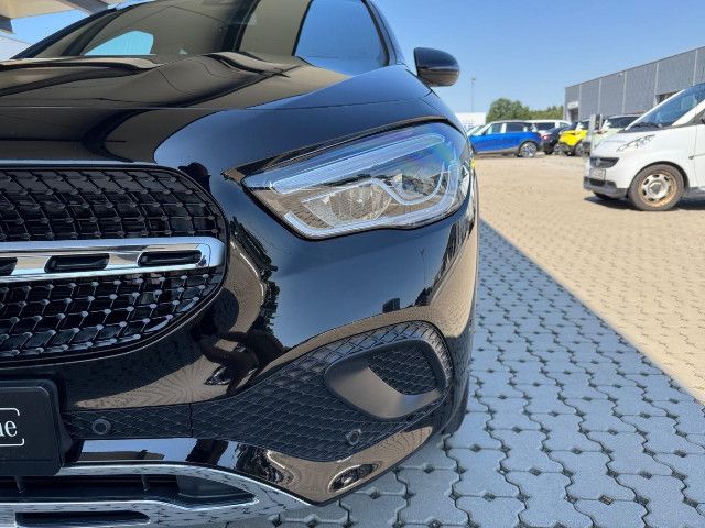 Mercedes-Benz GLA 220