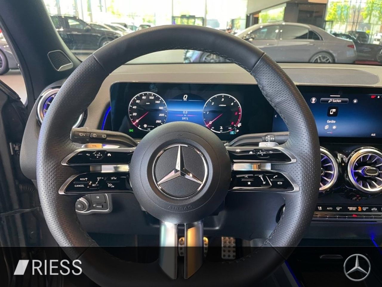 Mercedes-Benz GLB – Bild 6