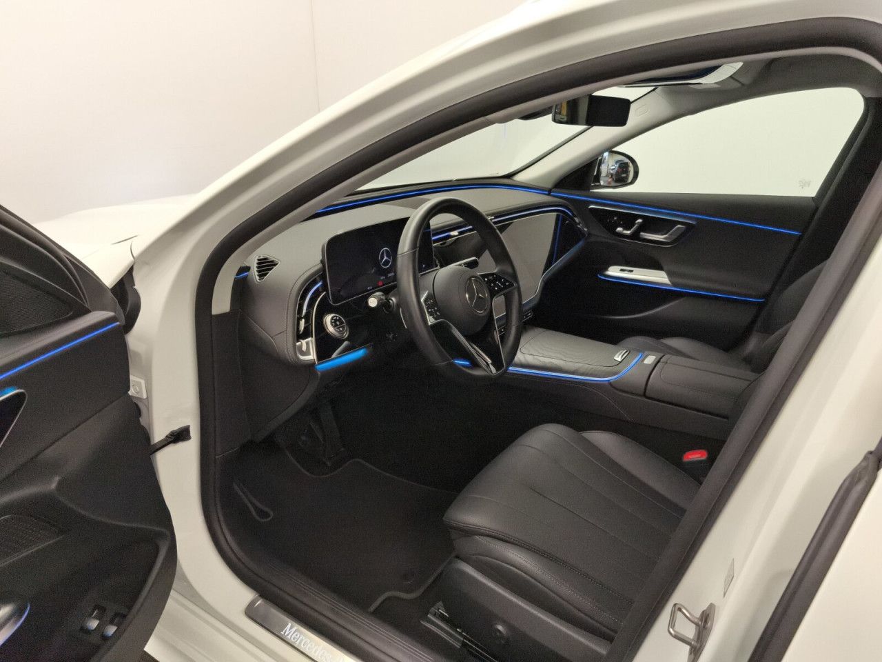 Mercedes-Benz E-Klasse – Bild 12