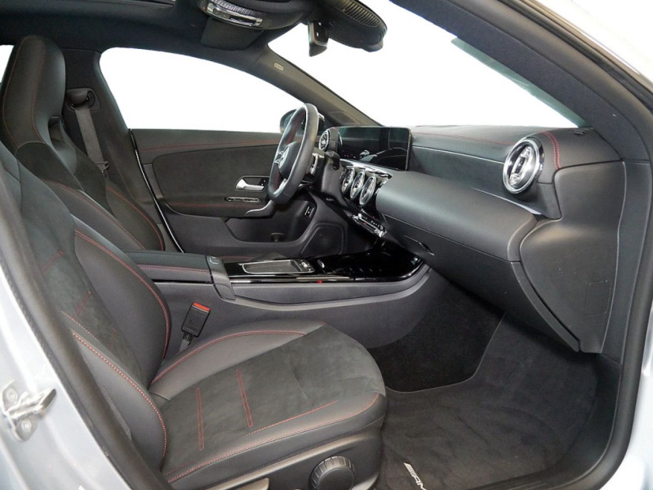 Mercedes-Benz CLA – Bild 4