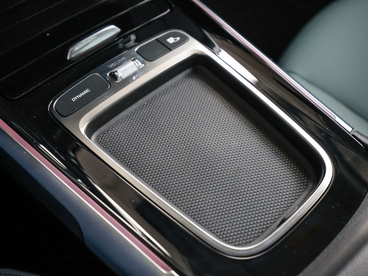 Mercedes-Benz EQB – Bild 16
