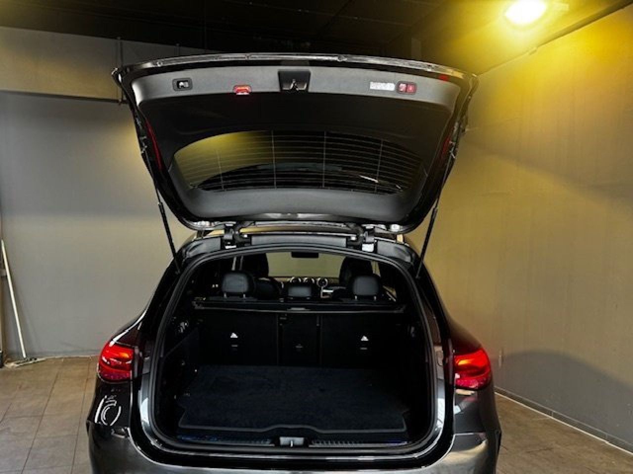 Mercedes-Benz GLC – Bild 2