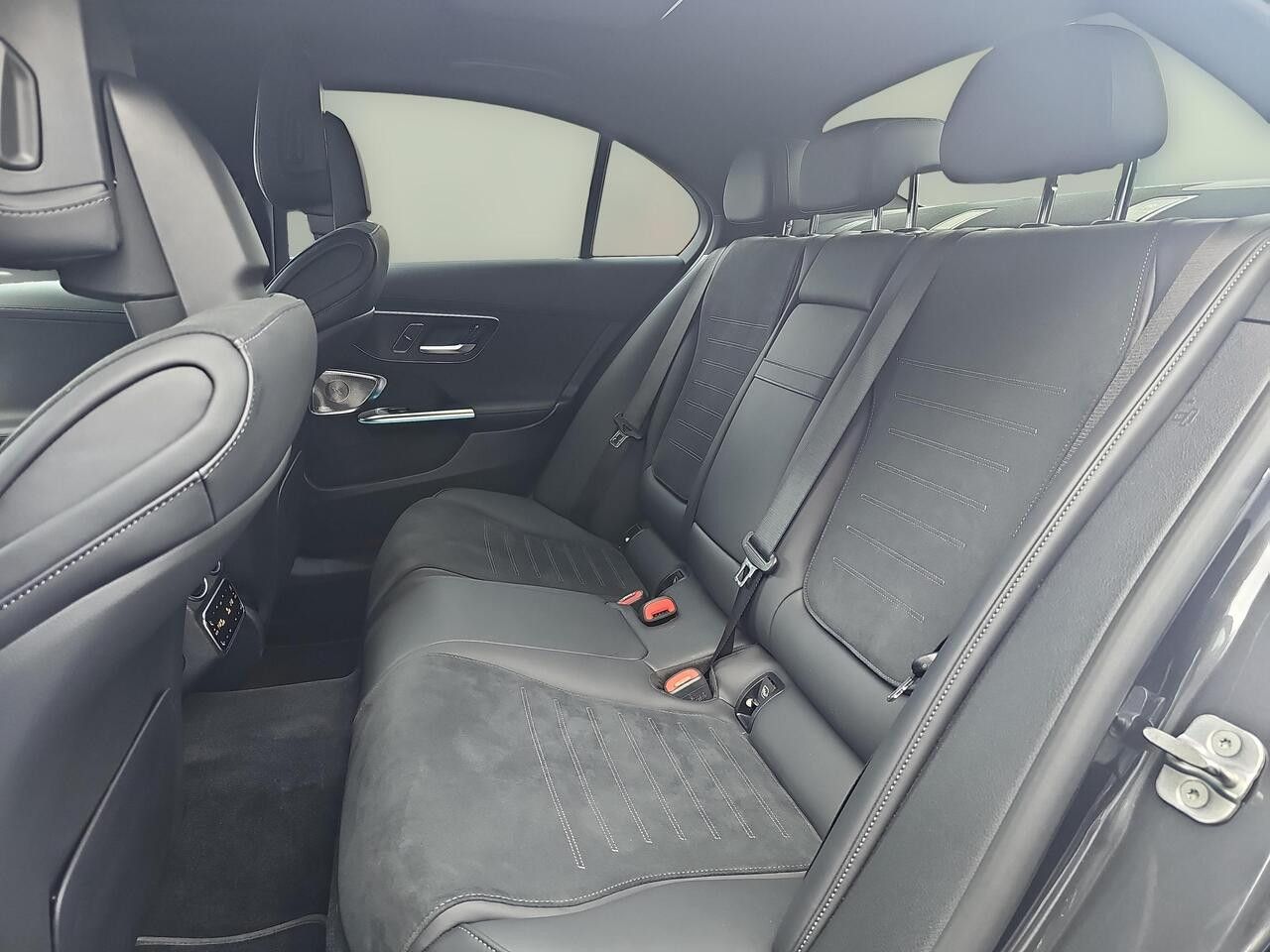 Zdjęcie pojazdu 19 / 24