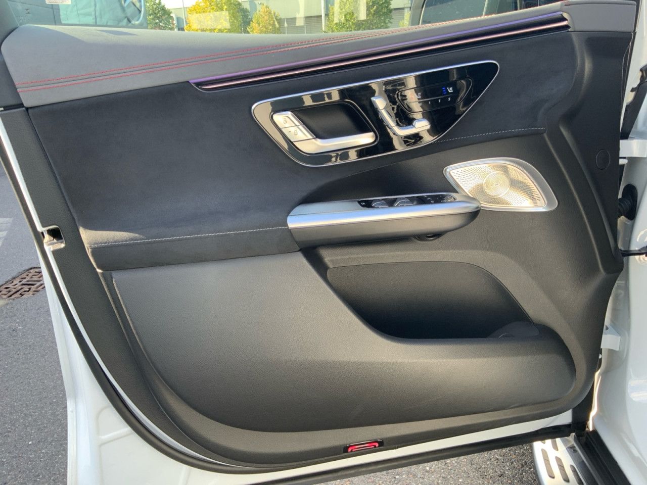 Mercedes-Benz EQE SUV – Bild 24