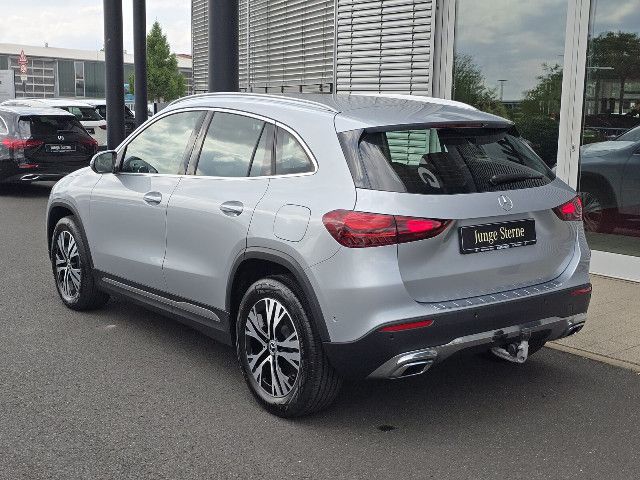 Mercedes-Benz GLA 220