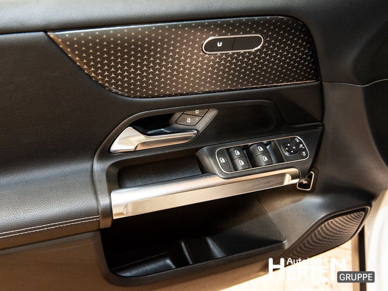 Mercedes-Benz GLB – Bild 10