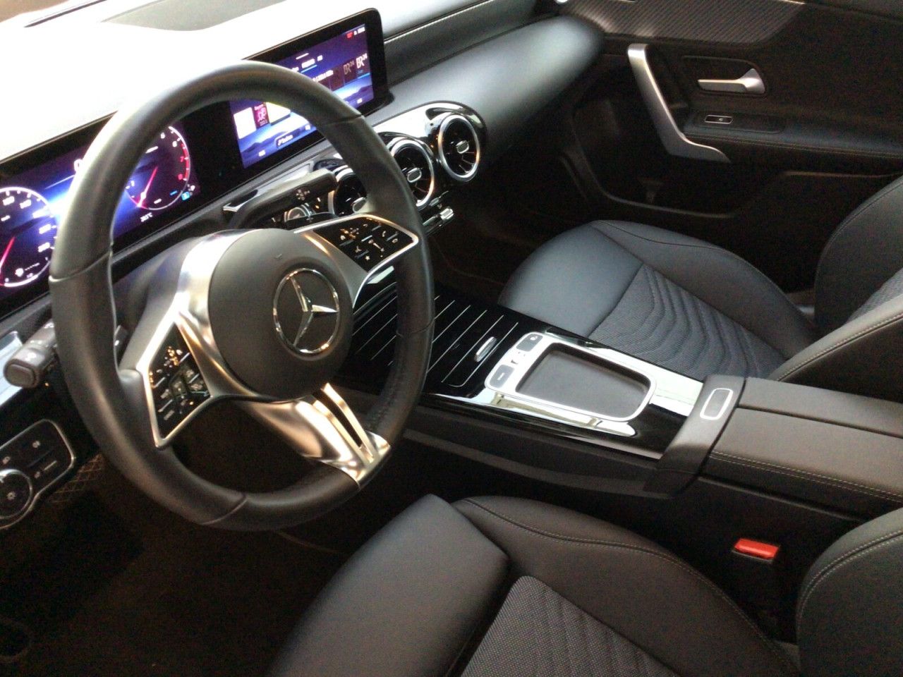 Mercedes-Benz A-Klasse – Bild 9