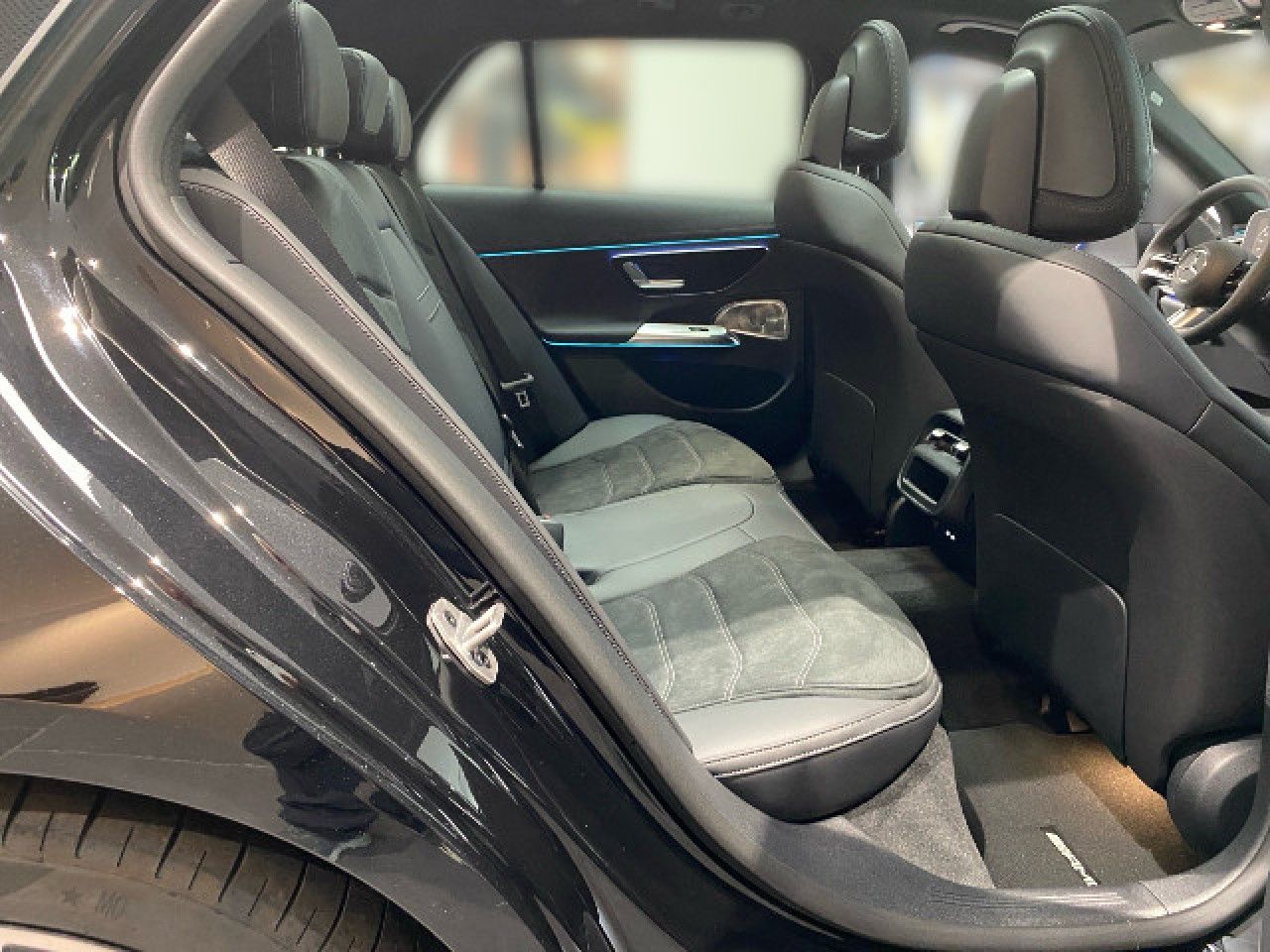 Mercedes-Benz E-Klasse – Bild 10