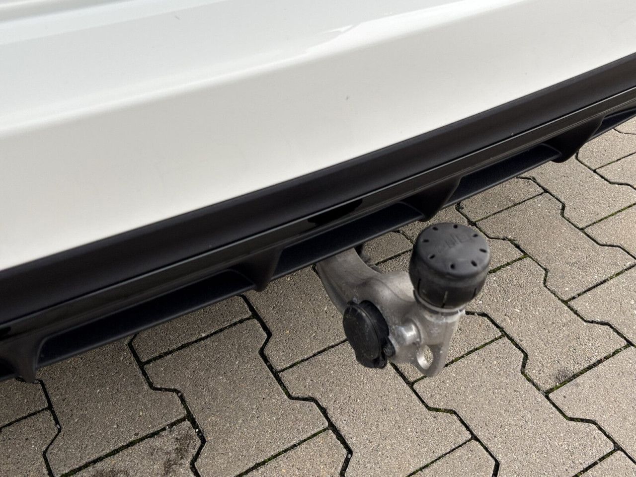 Mercedes-Benz E-Klasse – Bild 17