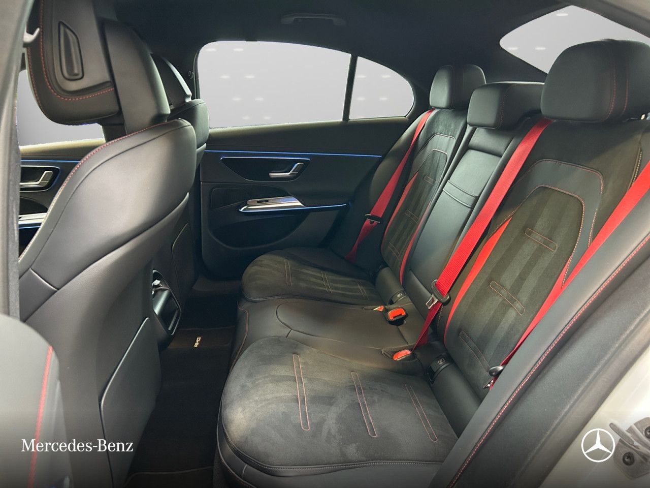 Mercedes-Benz E-Klasse – Bild 9