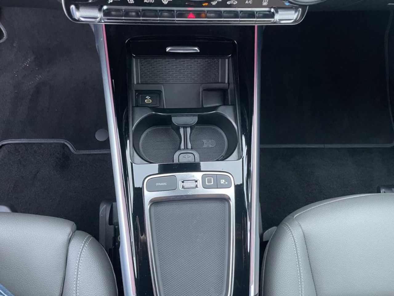 Fahrzeugbild 15 / 27