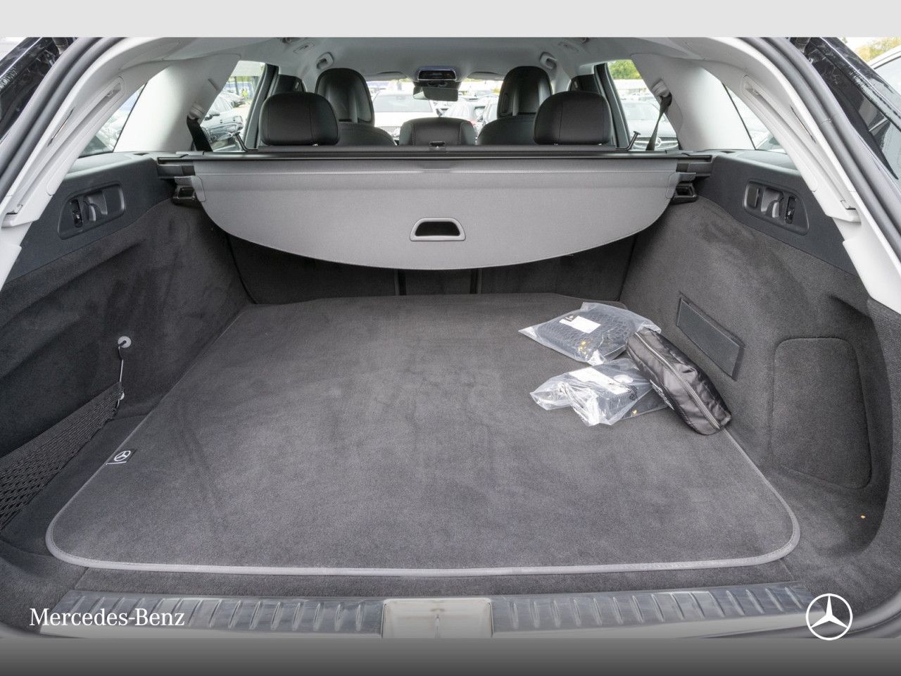 Mercedes-Benz E-Klasse – Bild 15