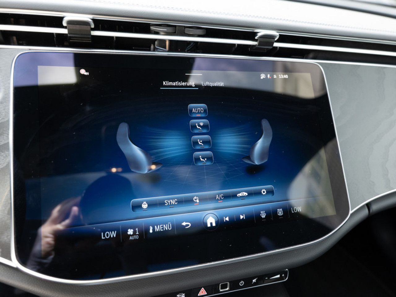 Mercedes-Benz E-Klasse – Bild 13
