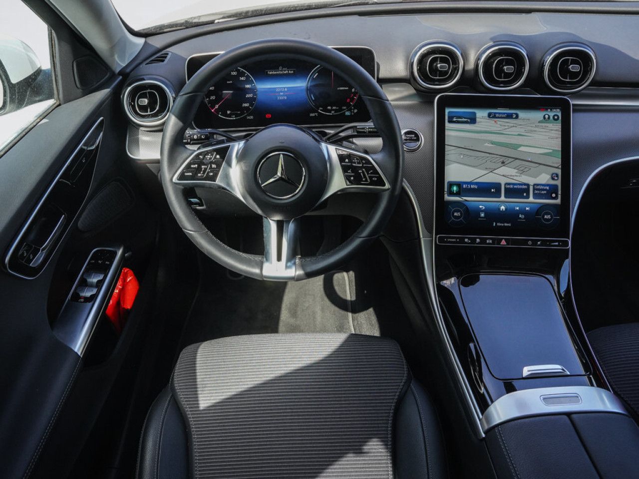 Mercedes-Benz C-Klasse – Bild 8