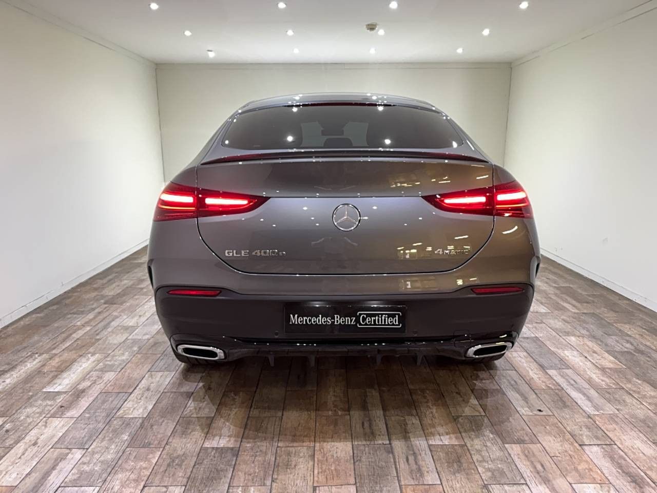 Photo du v&eacute;hicule 15 / 18