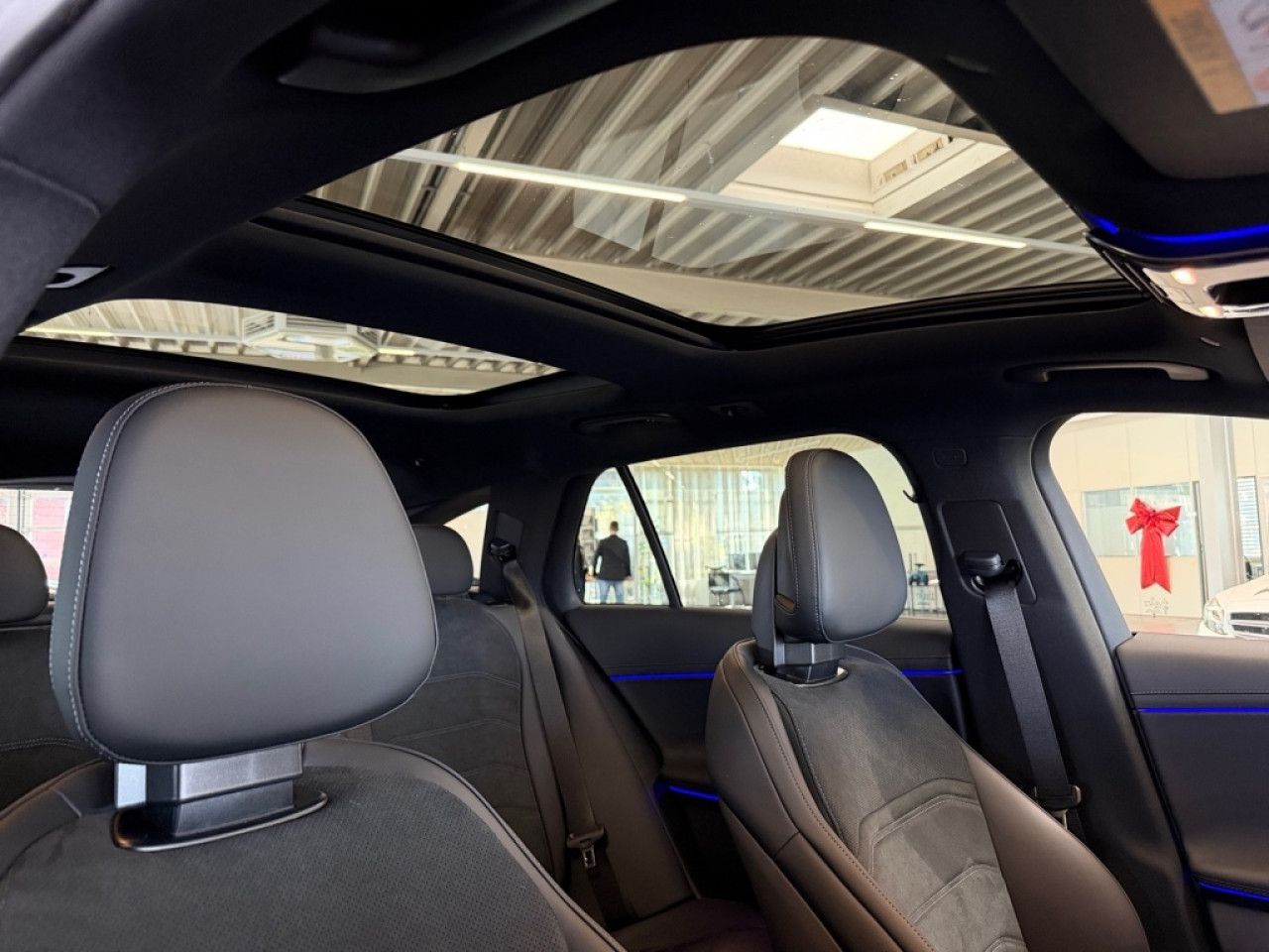 Mercedes-Benz E-Klasse – Bild 16