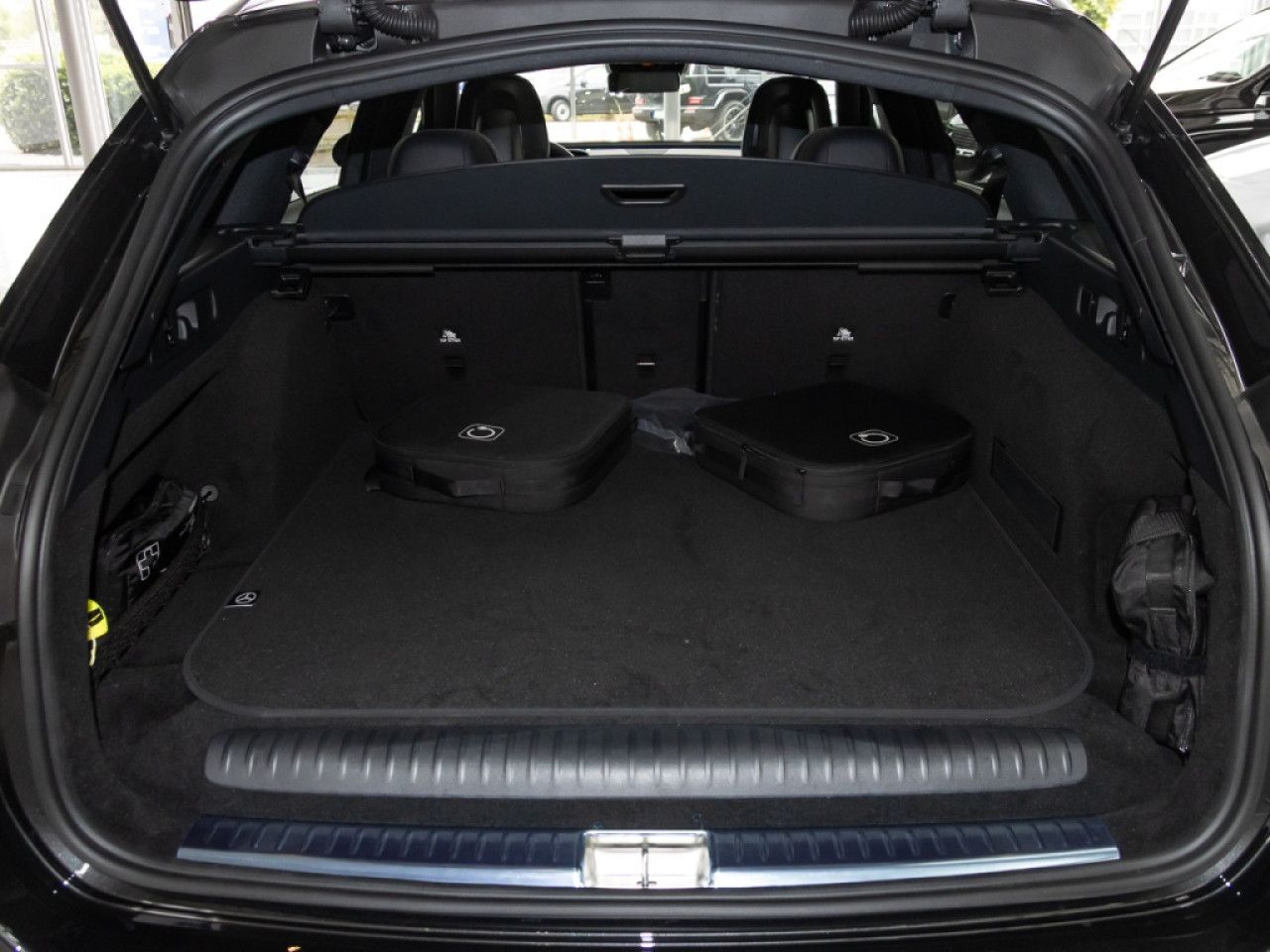 Mercedes-Benz E-Klasse – Bild 6