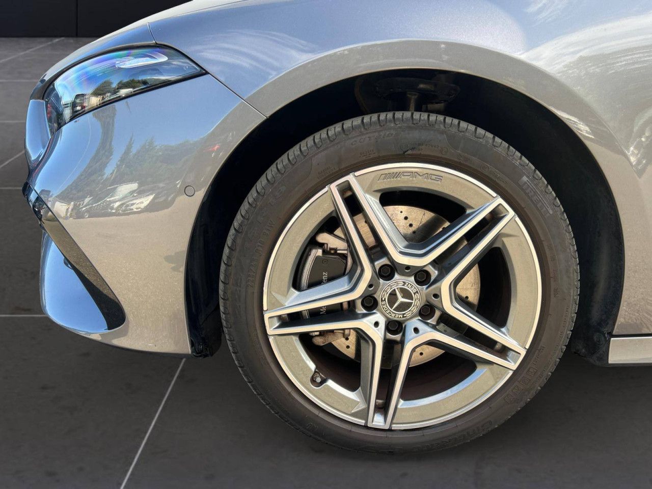 Photo du v&eacute;hicule 10 / 18