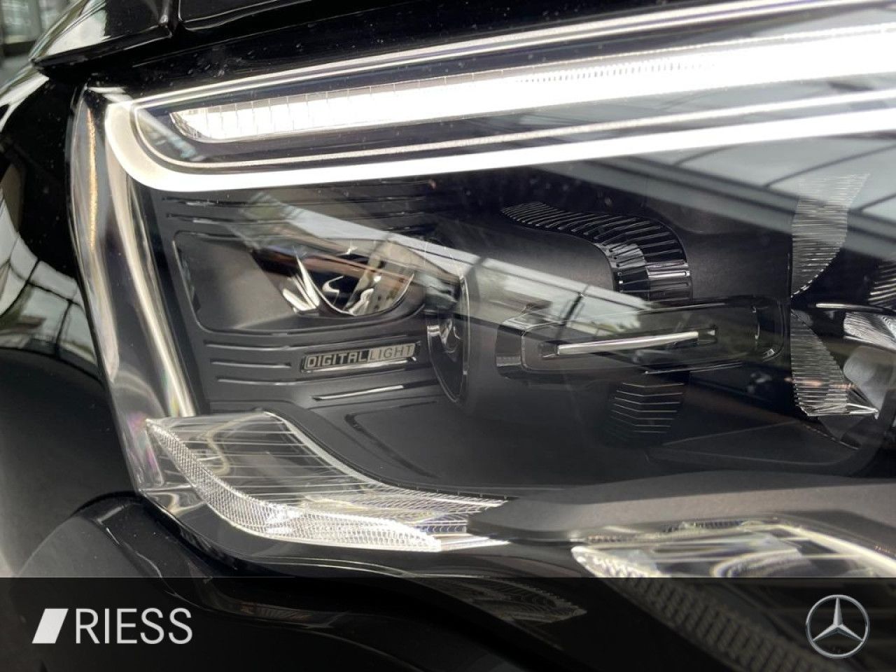 Mercedes-Benz E-Klasse – Bild 18